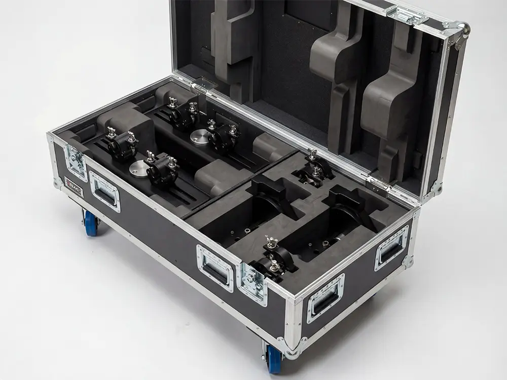 RUFO custom flightcase med CNC-frest skuminnredning for teknisk utstyr