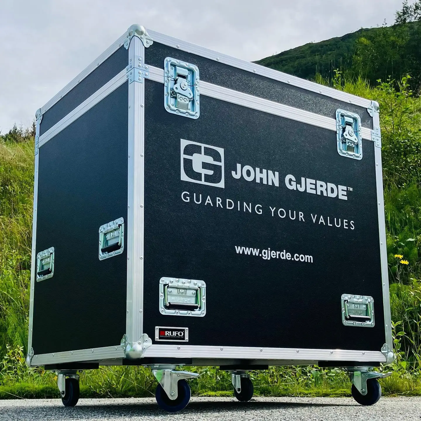 Profilert flightcase for John Gjerde